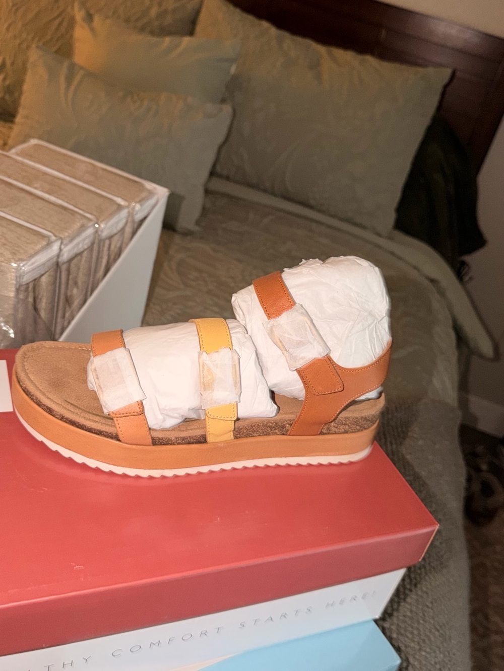 Aetrex Two-Tone Tan and Yellow Platform Sandal